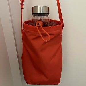 lululemon Water Bottle Crossbody Bag 2.5L